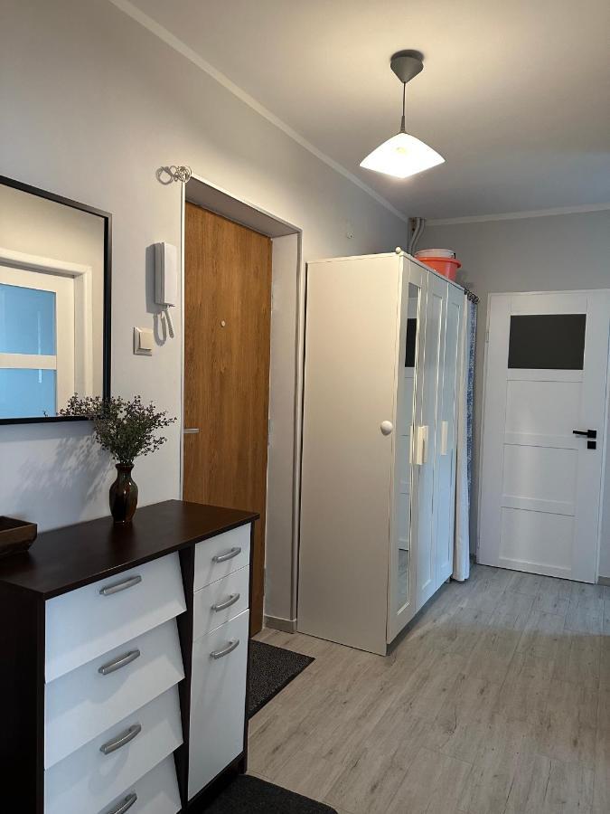 Tradycyjne Mieszkanie Przy Parku Norweskim Jelenia Góra Exterior foto